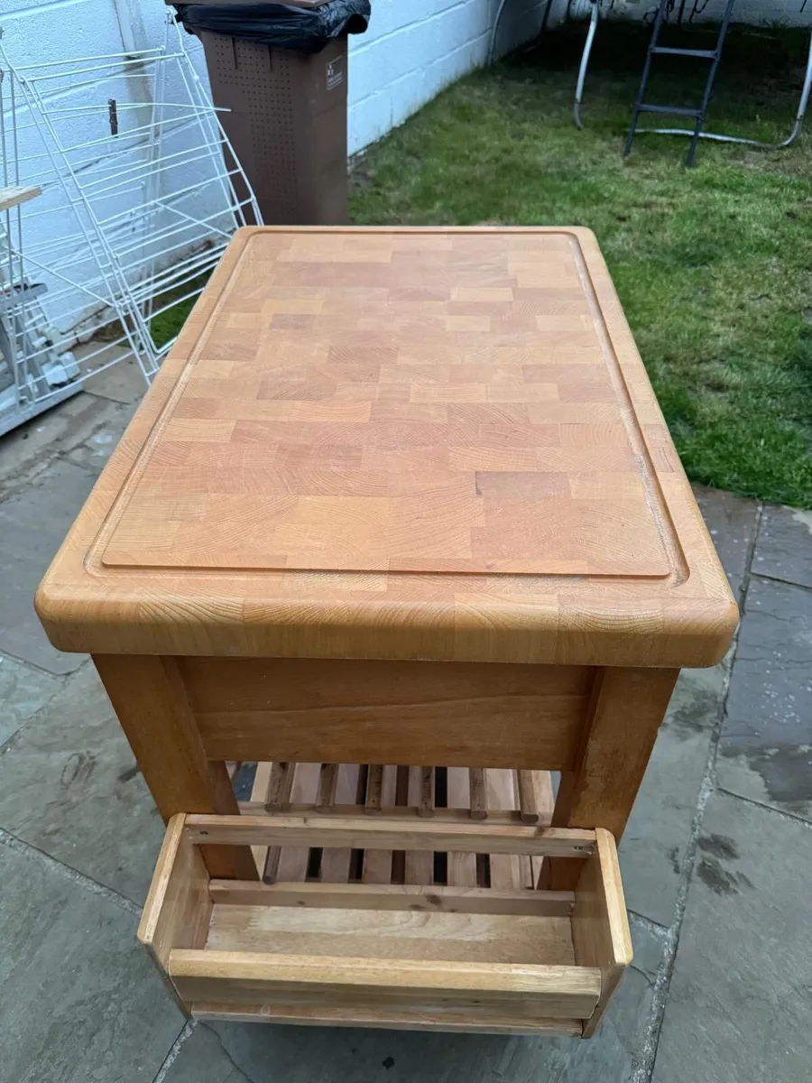 Kitchen island - Image 3