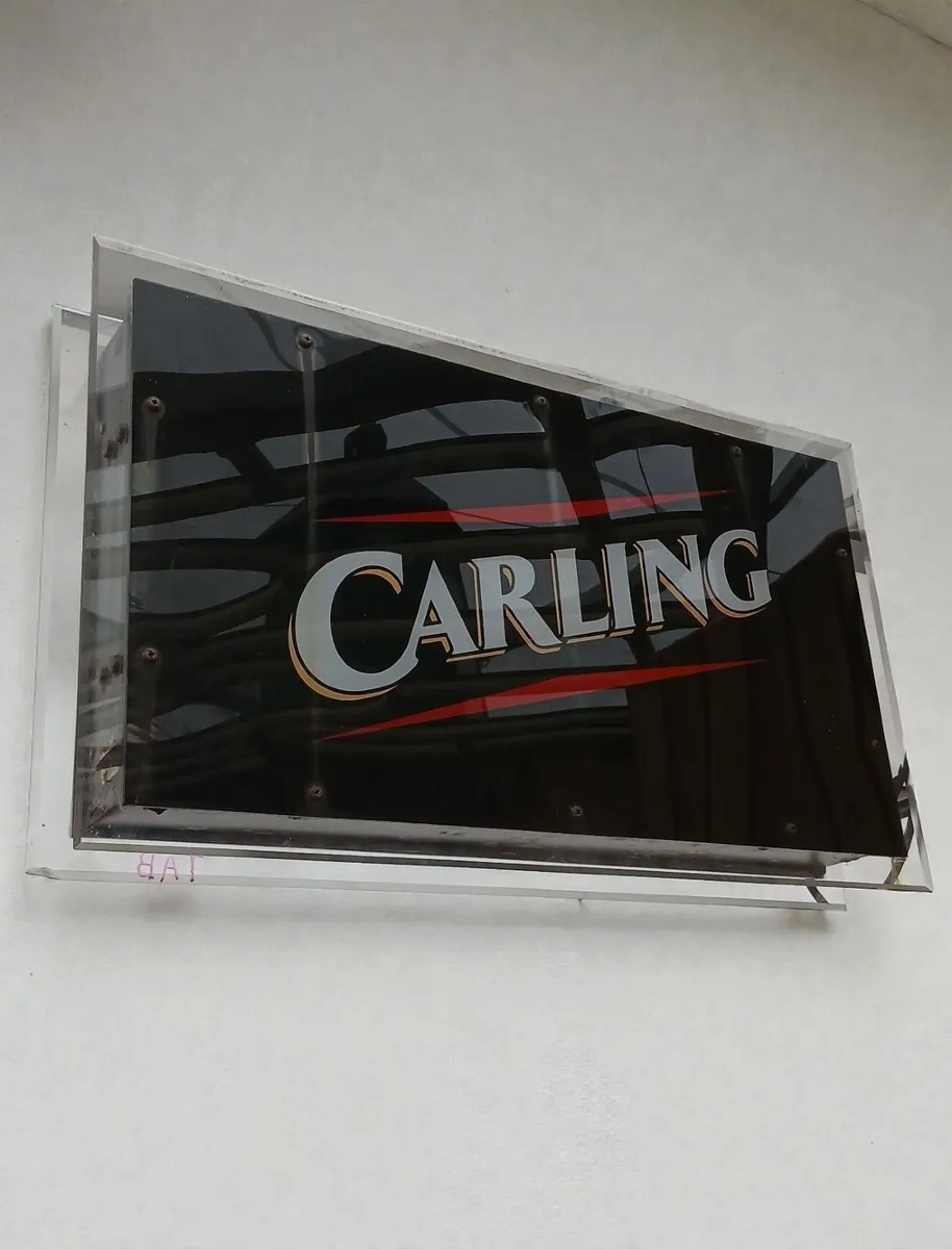 Carling double sided light- Operational