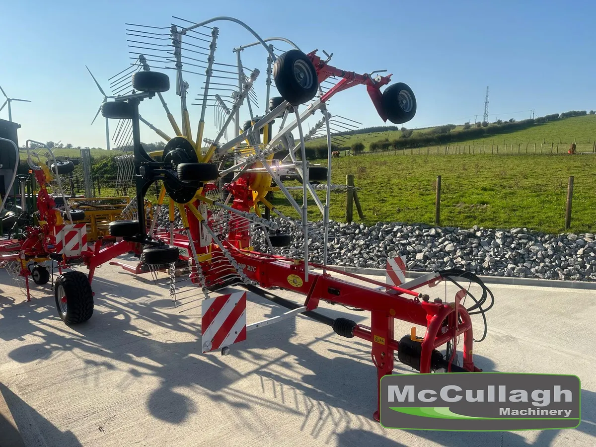 Used Pottinger 762 Twin Rotor Rake - Image 1