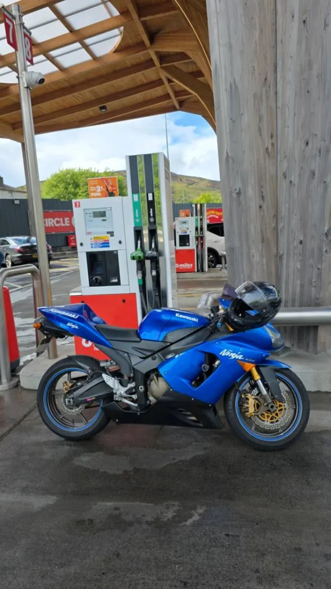 Kawasaki ninja 636 - Image 1