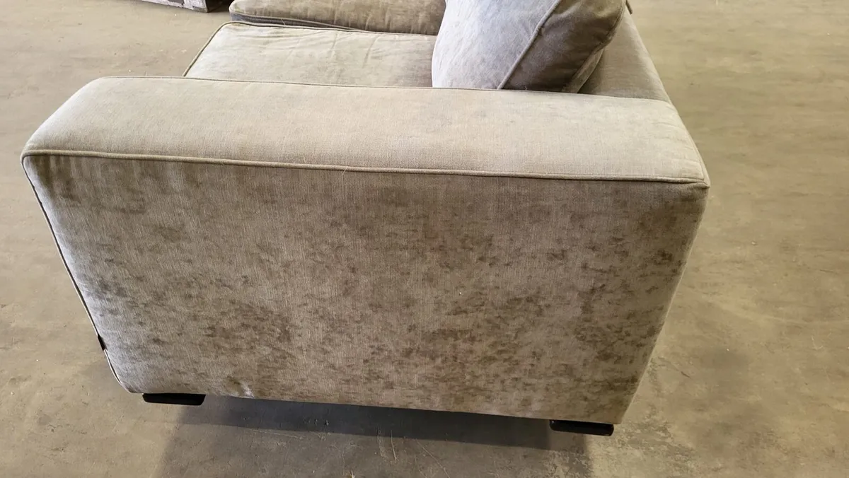 Grey couch Soul - Image 4