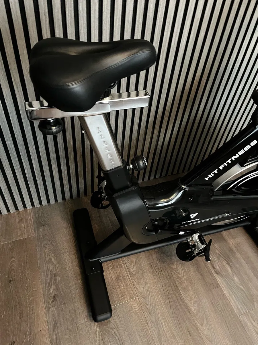 Hit fitness g8 spin bike - Image 2