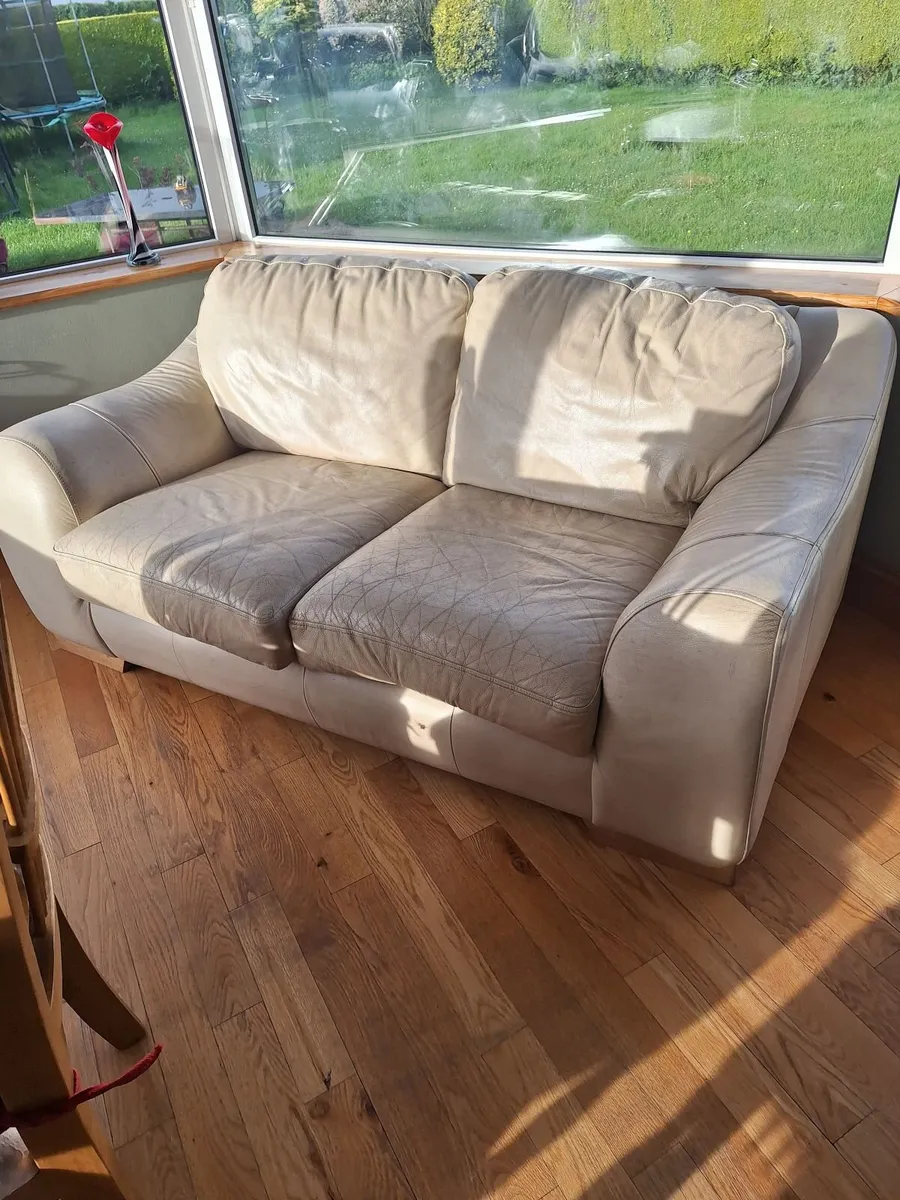 Couch living room - Image 2