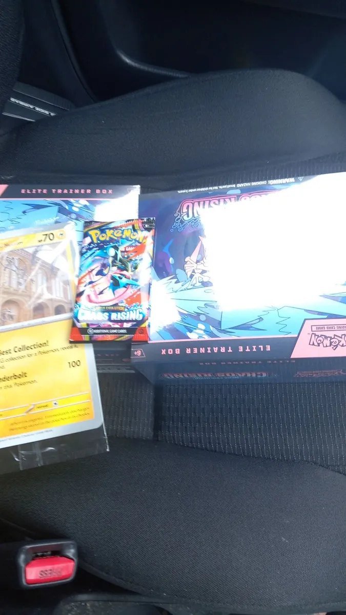 Pokemon Chaos Rising ETB - Image 2
