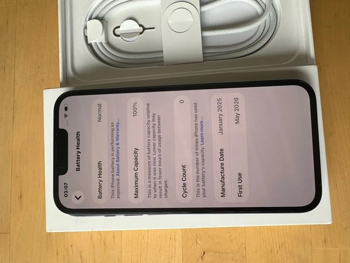 iPhone 16e 512 gb unlocked (Warranty) - Image 4