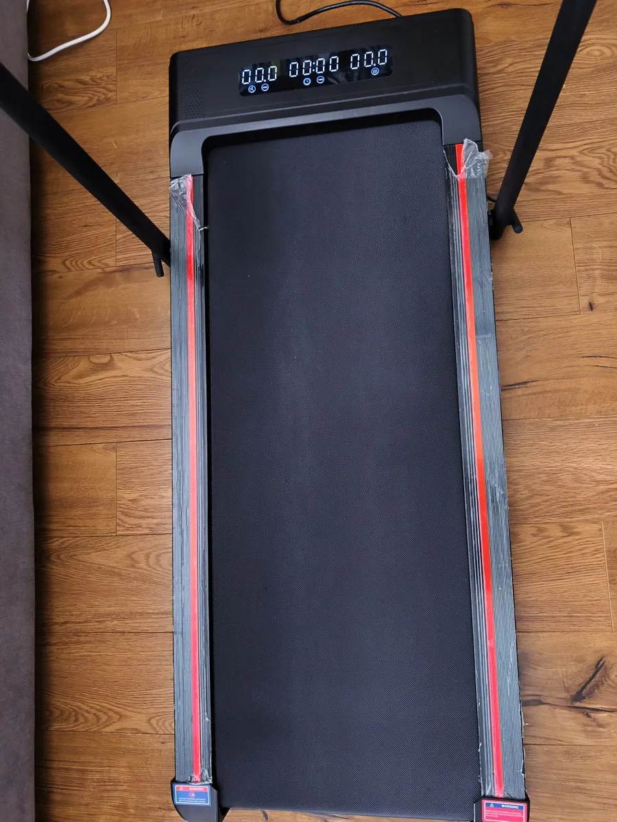 Treadmill walking pad rarely used like new - Image 4