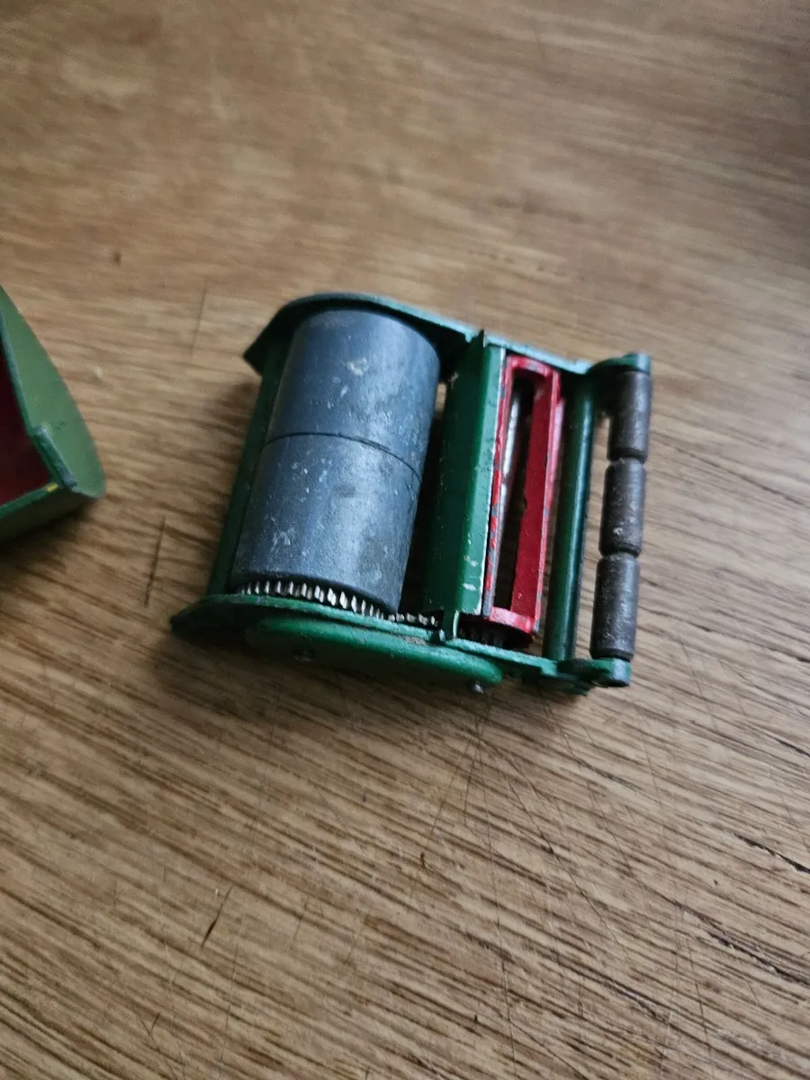 Dinky 1950's Lawnmower - Image 3