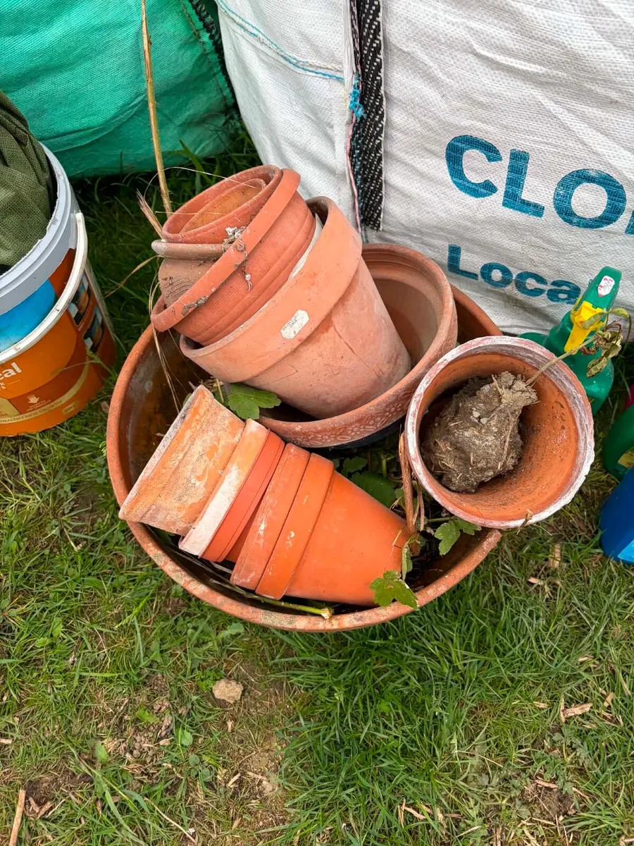 Ceramic pots bundle €30 - Image 3