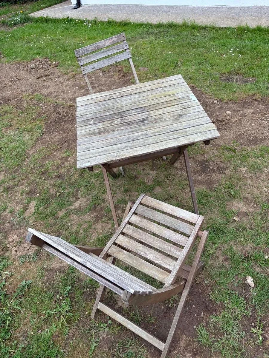 Foldable table and chairs garden furniture - Image 2
