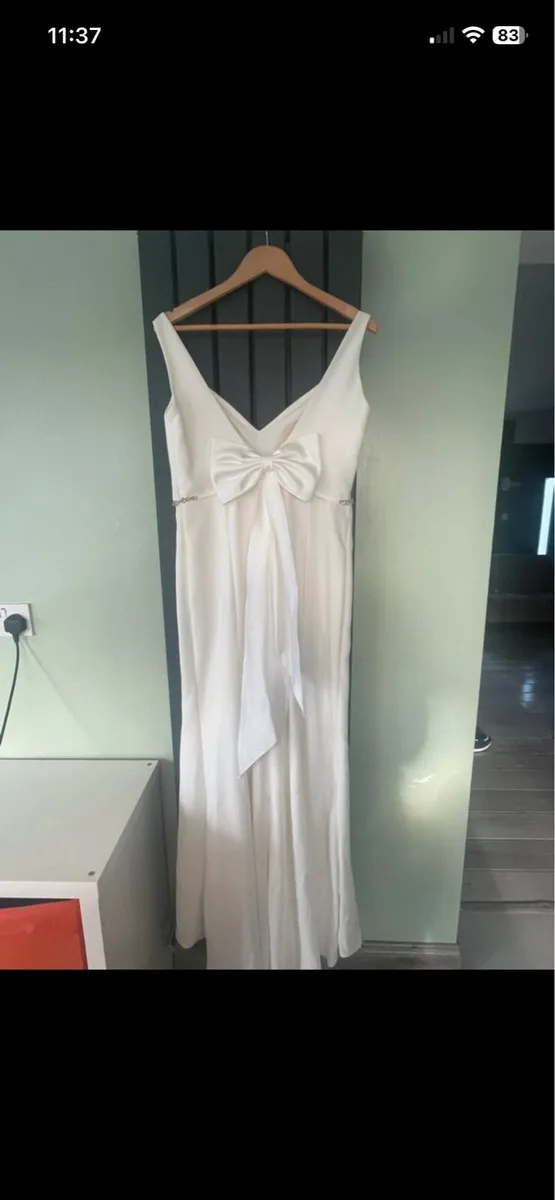 Wedding dress - Image 3