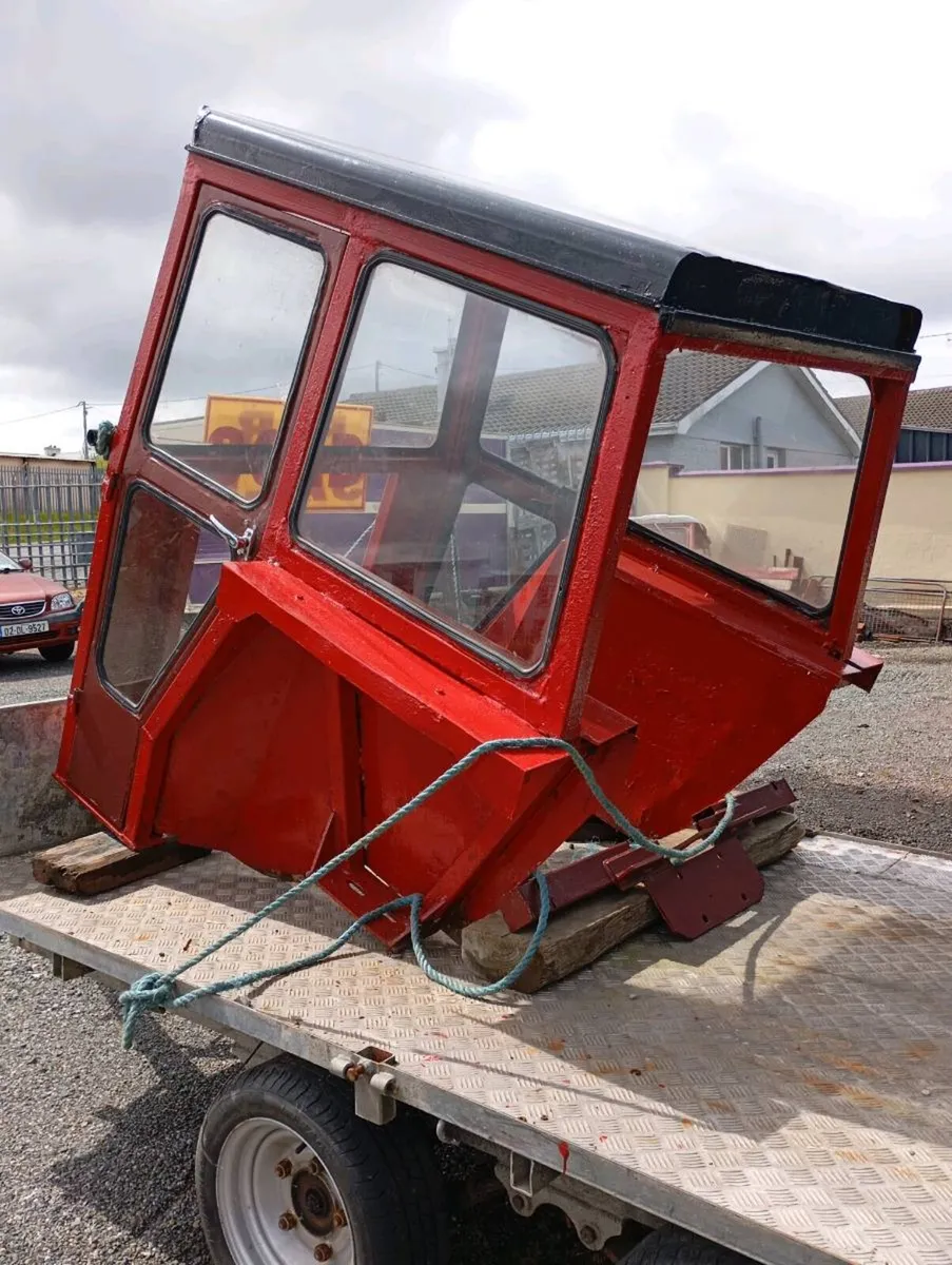 Cab for 135 or 35 - Image 3