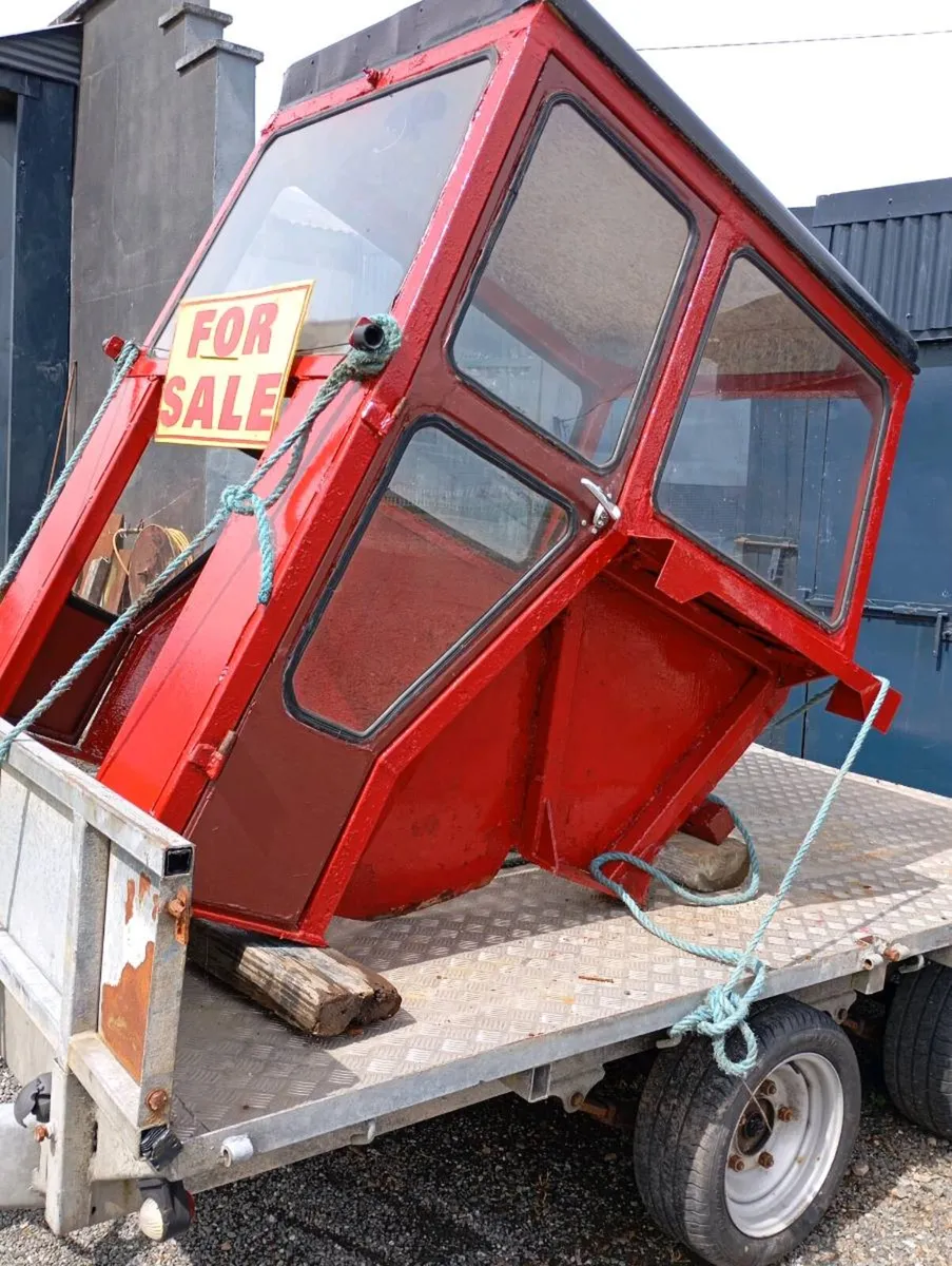 Cab for 135 or 35 - Image 4