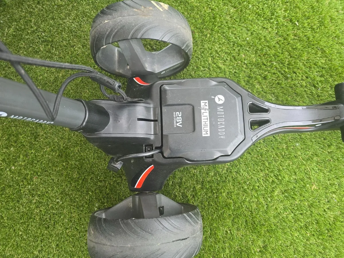 Motocaddy Electric golf cart - Image 3