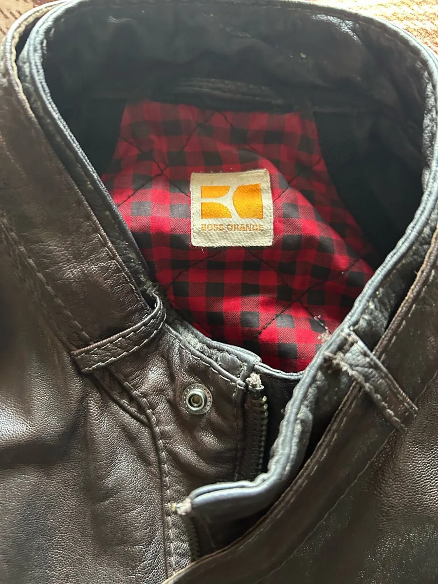 Hugo boss leather jacket - Image 3