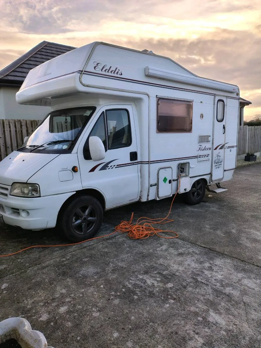 Camper - Image 1