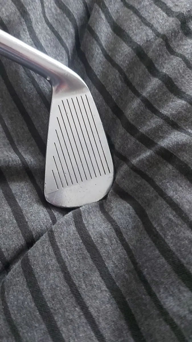 Taylormade tp 3iron - Image 2
