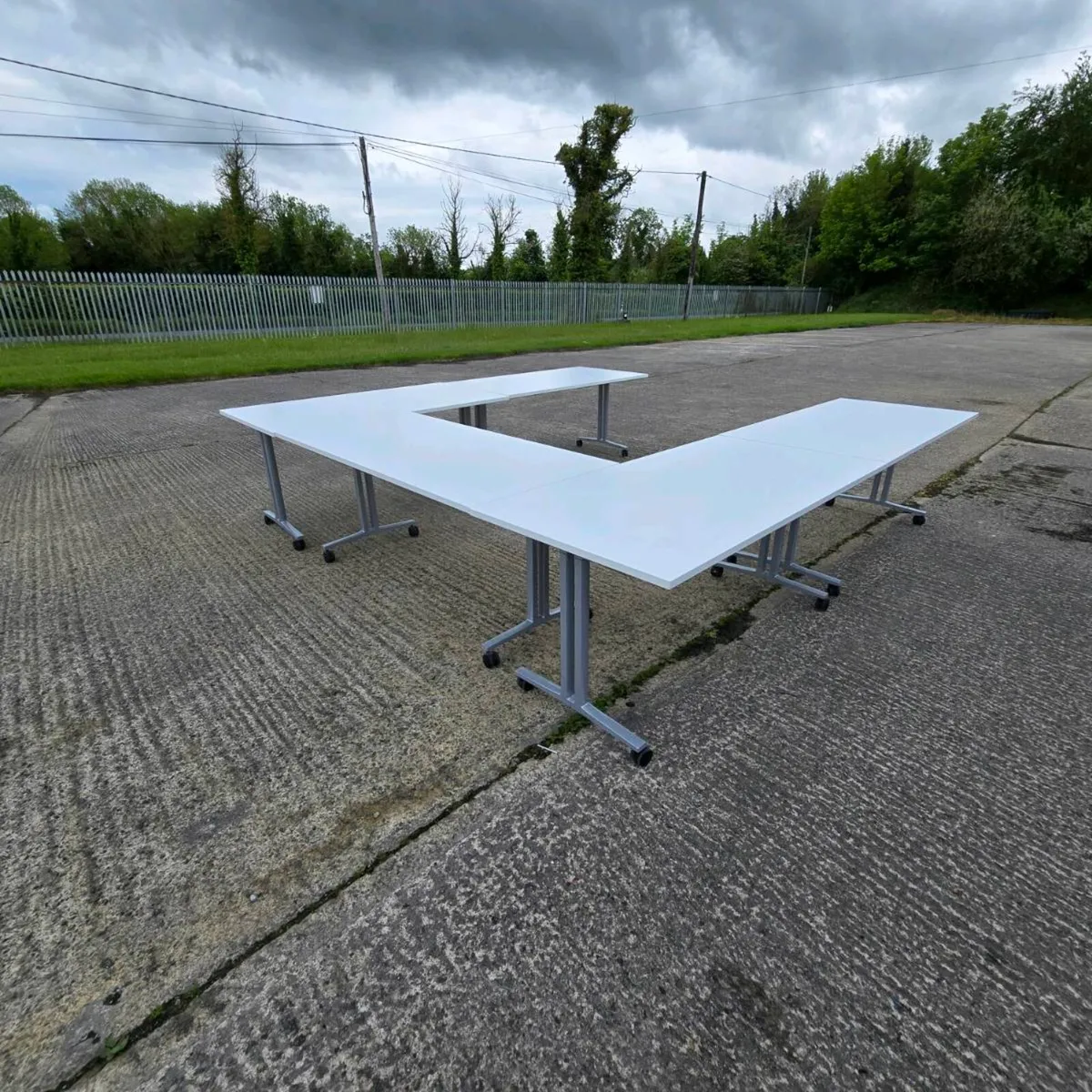 Herman miller Fliptop Table x 5 - Image 1