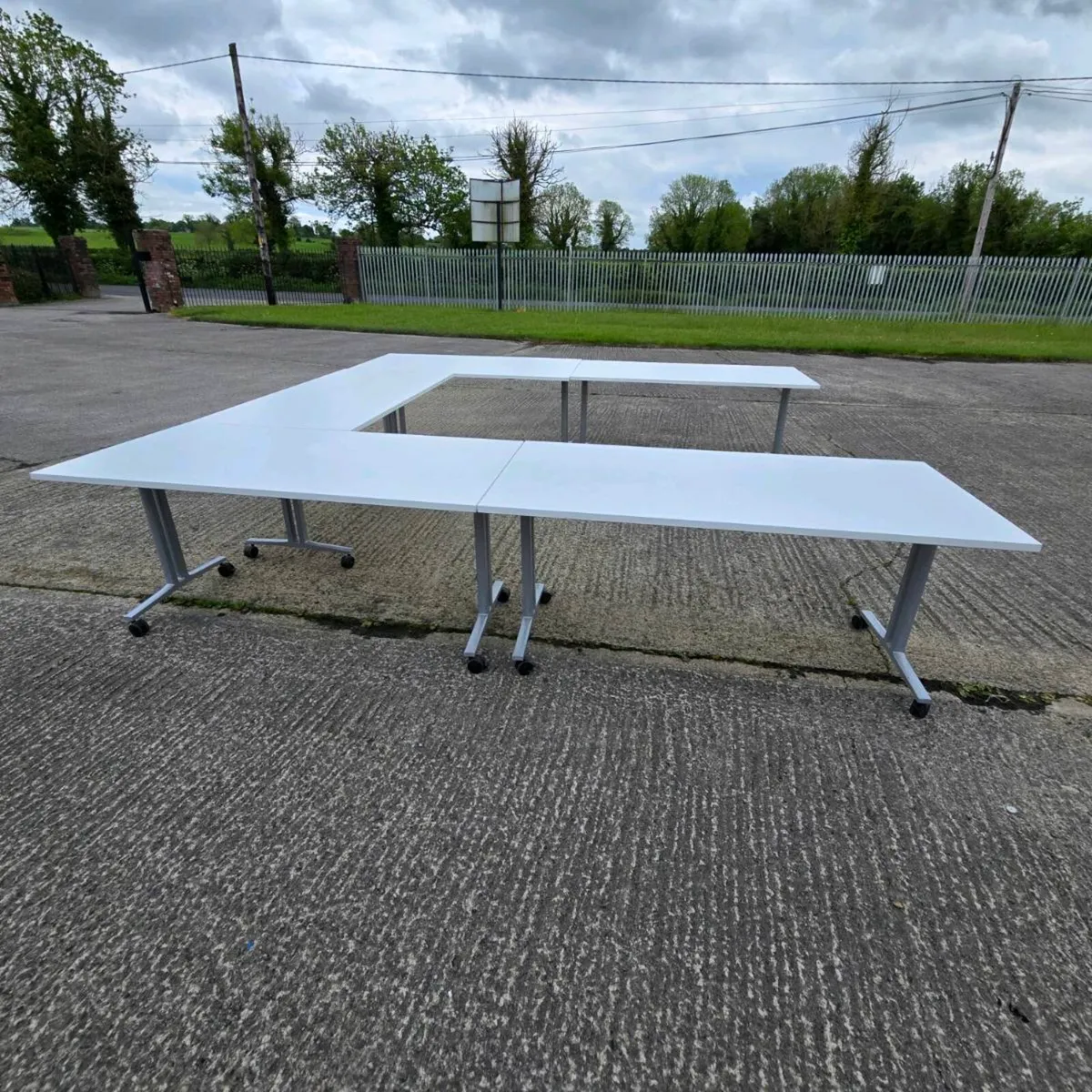 Herman miller Fliptop Table x 5 - Image 2