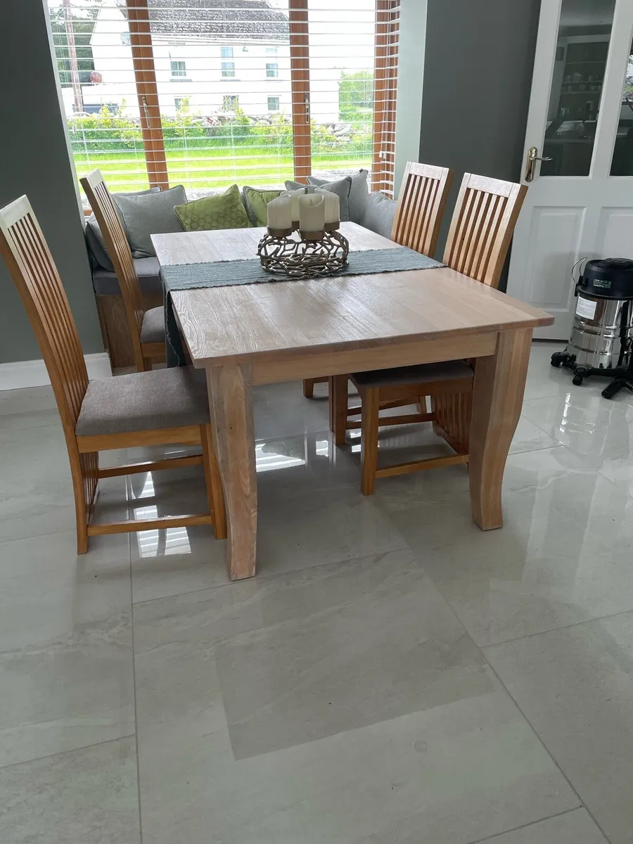 Table & 6 Oak Dining chairs - Image 4