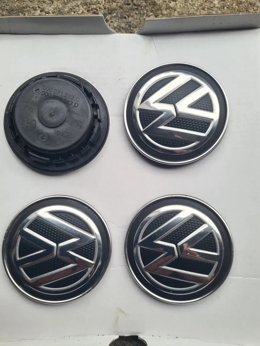 VW Dynamic Wheel Caps (self-centering) - Image 3