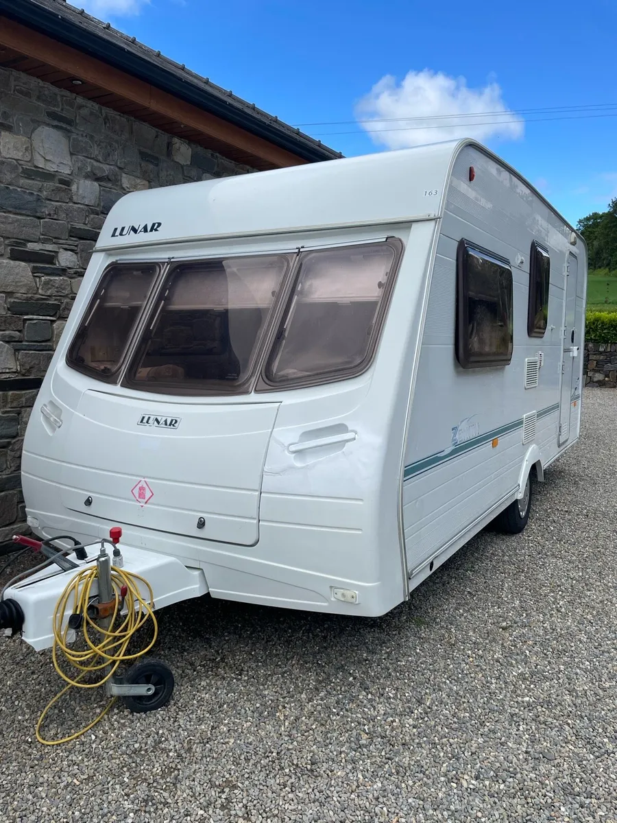4 berth lunar Caravan - Image 1