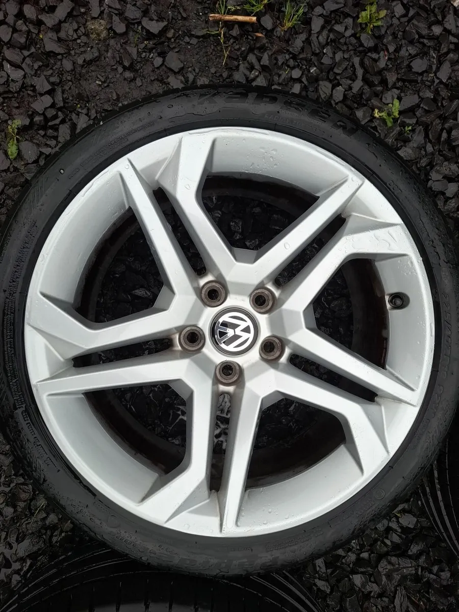 18" Vw Alloys with tyres - Image 2