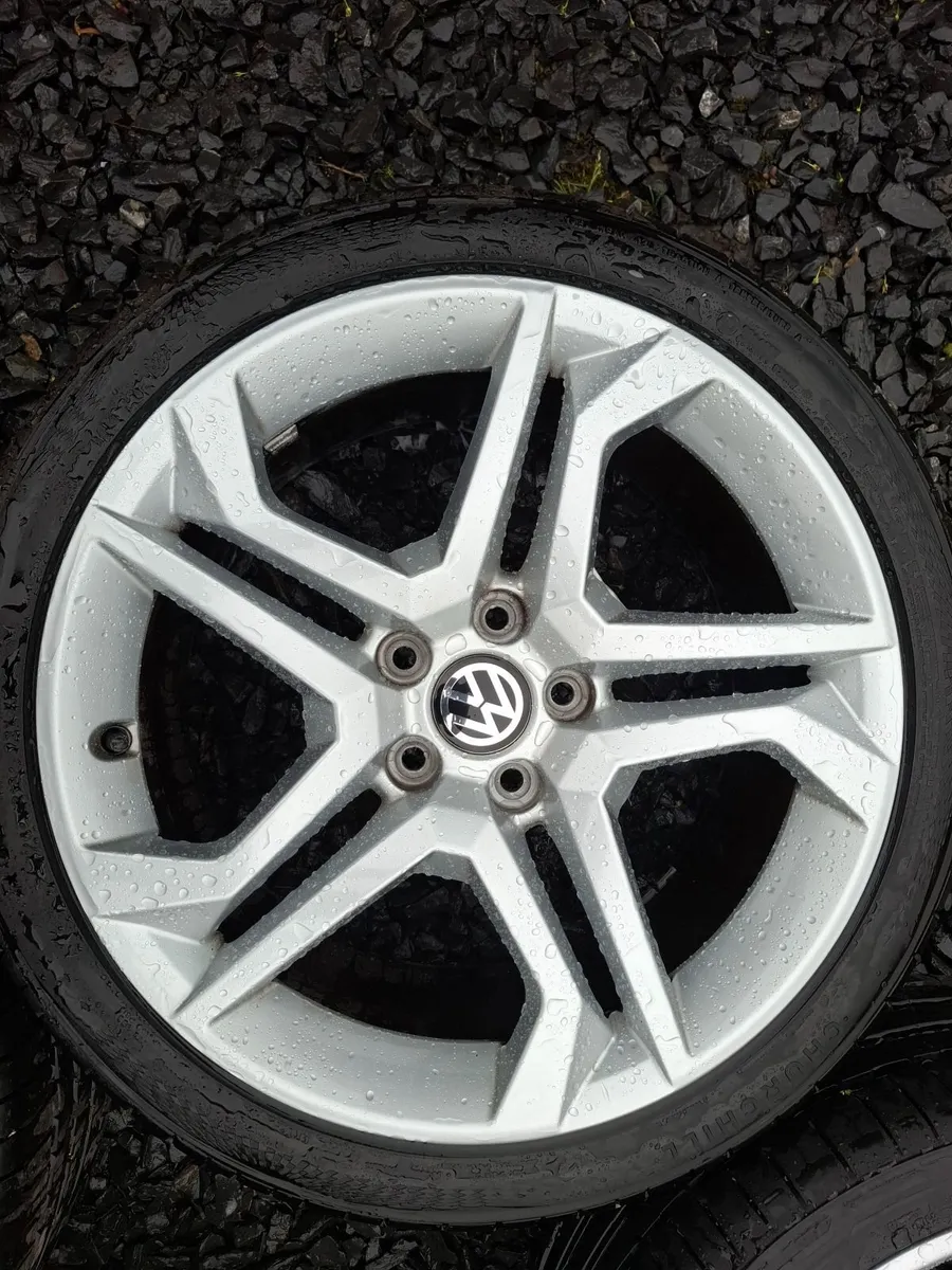18" Vw Alloys with tyres - Image 3