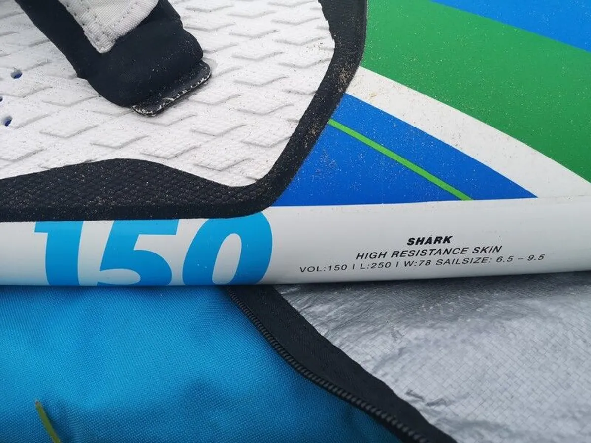 windsurfing fanatic 150 shark - Image 2