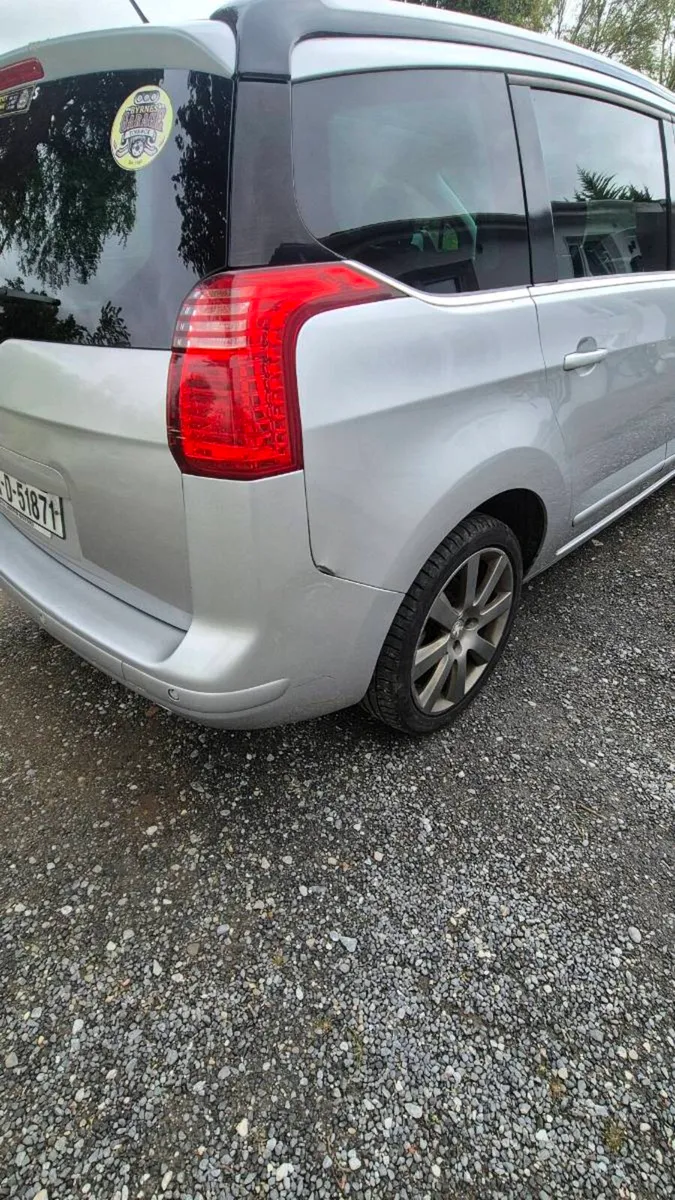 Peugeot 5008 - Image 4
