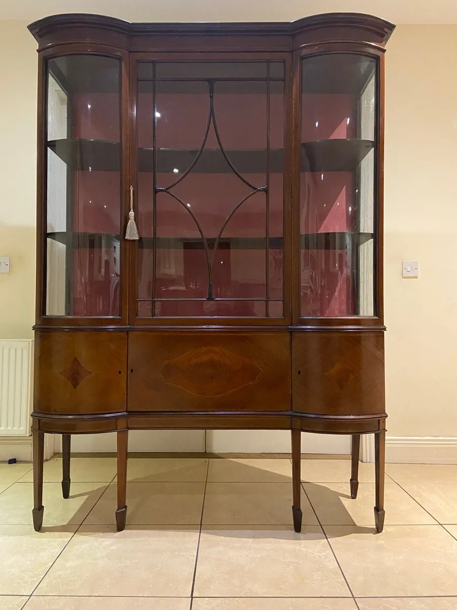 Edwardian kidney shaped library dresser - Image 1