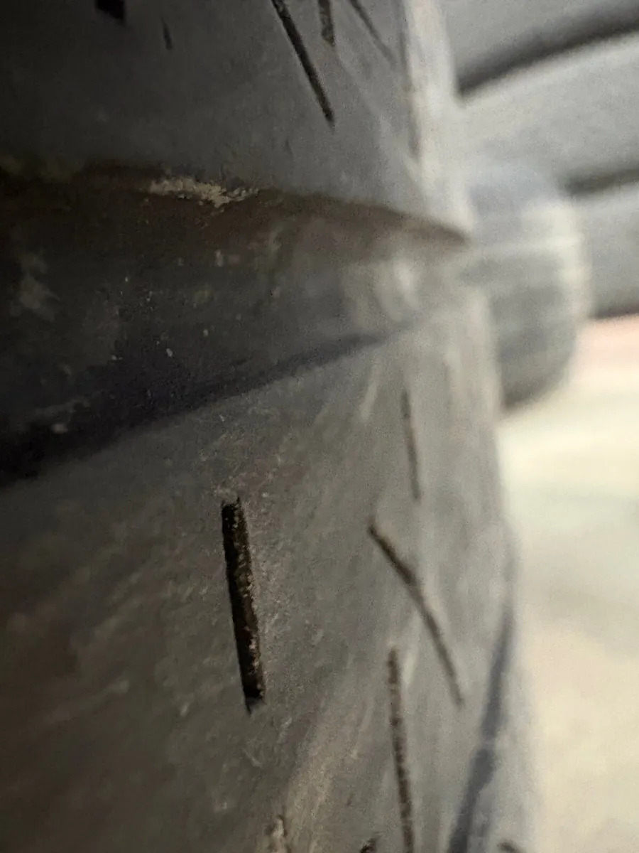 20” Land  Rover Defender Wheels - Image 4