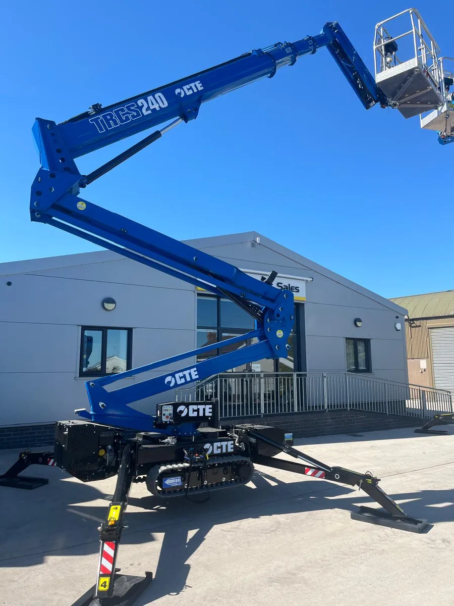 New CTE T240 tracked spider cherry picker - Image 4