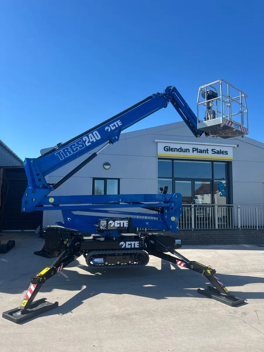 New CTE T240 tracked spider cherry picker - Image 1