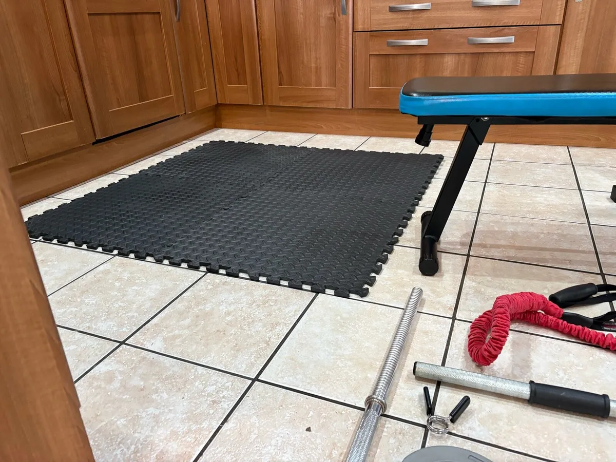 GYM WEIGHT BENCH COMPLETE SET, 50KG, BARS. MATS - Image 4