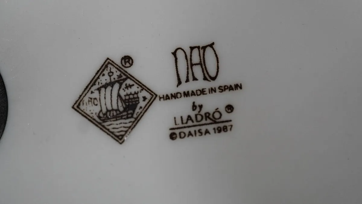 Nao Figurine - Image 4