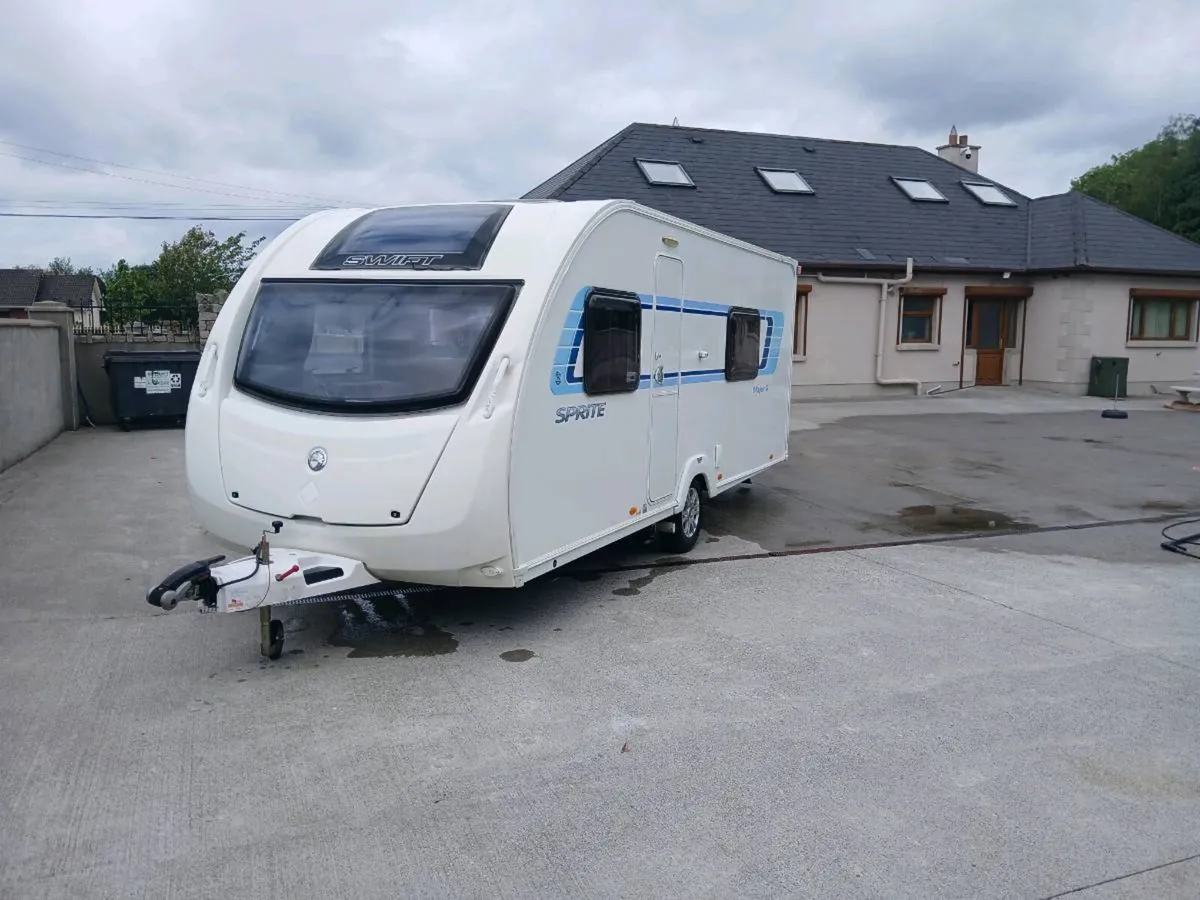 4 berth swift sprite - Image 2