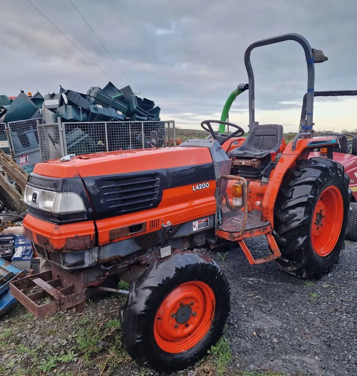 Kubota 45hp Compact Tractor low 400 hours - Image 3