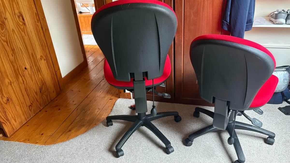 Office chair - Image 3