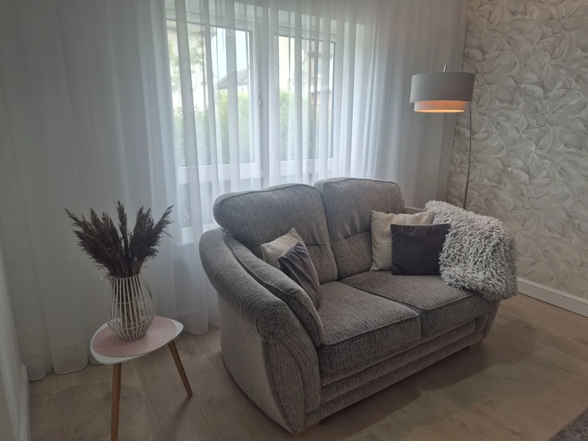 Sofa - Image 4