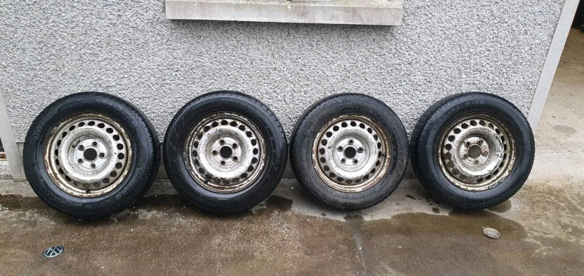 Vw Crafter wheels tyres and hubcaps - Image 2
