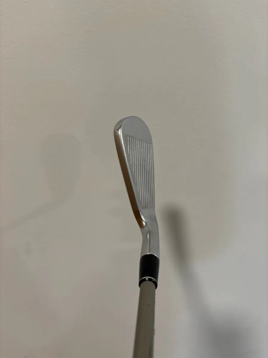 Left Hand Srixon ZX 23deg 4 iron - Image 3