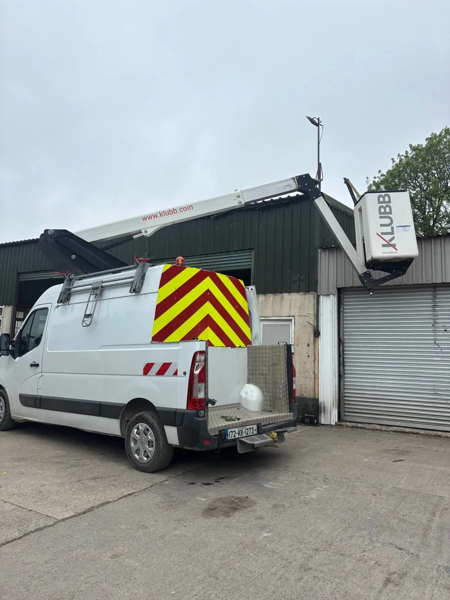 Renault Master Cherry Picker - Image 4