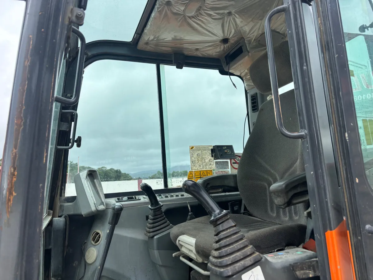 Doosan 6 ton year 2011 - Image 3