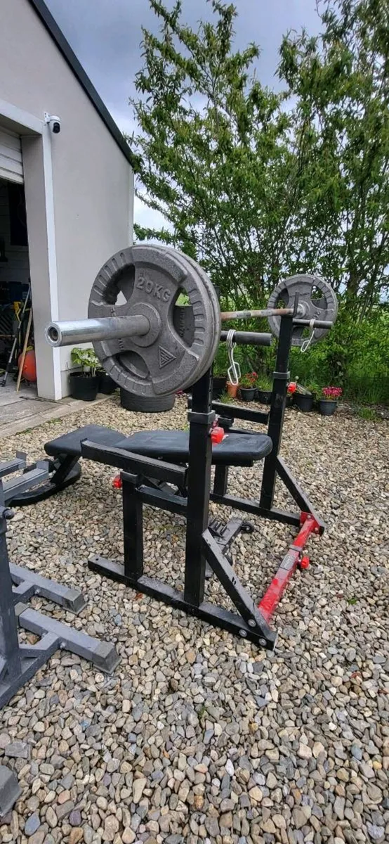 150kg Olympic Weight Set + Bench + Squat Rack - Image 3