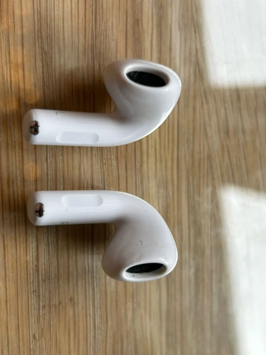 Apple airpods 4 - Image 4