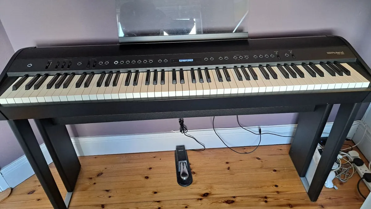 Roland FP-90 Digital Piano - Image 1