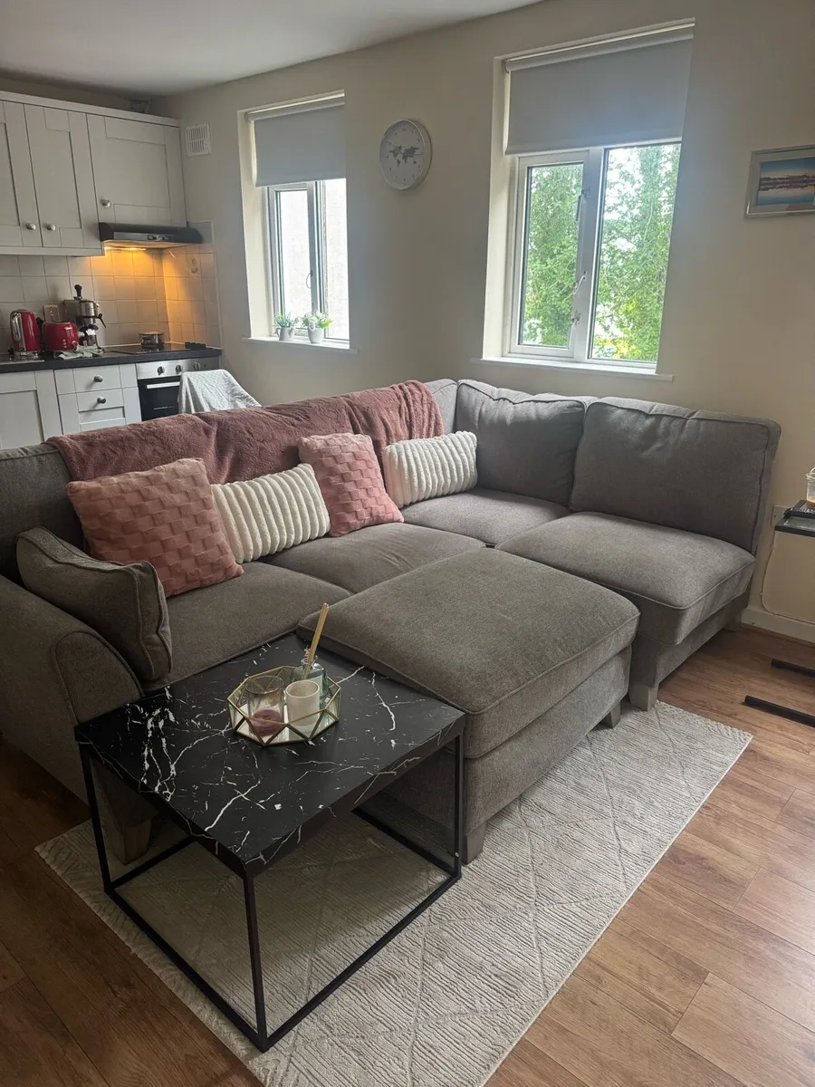 Couch - Image 1
