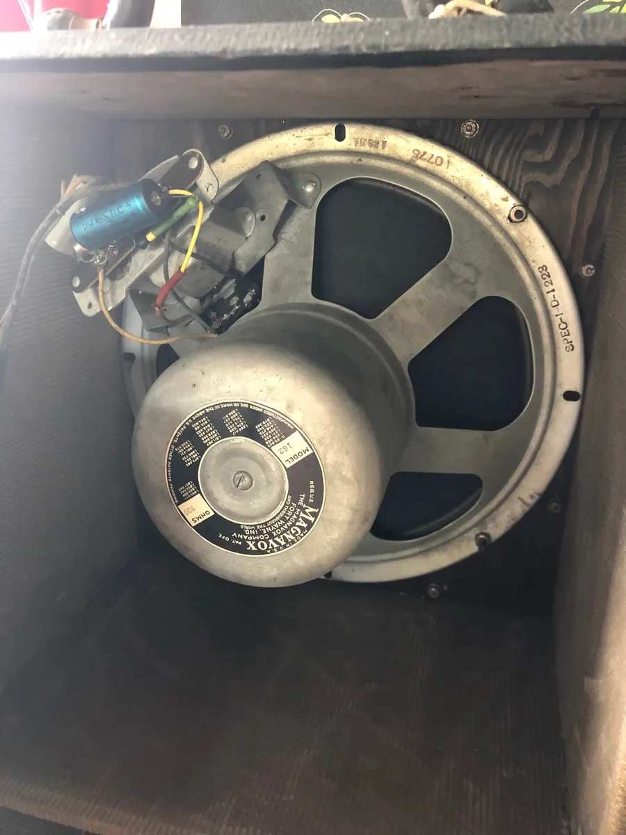 Speaker cabinets - Image 2