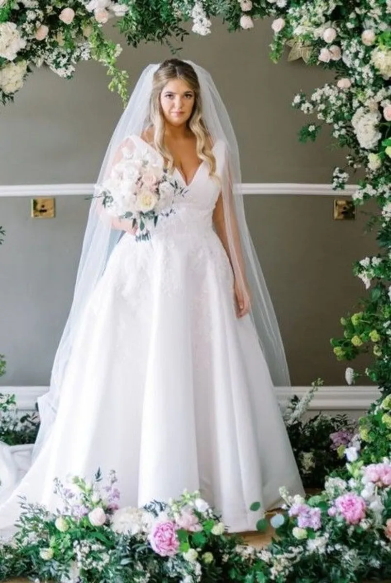 wedding dress