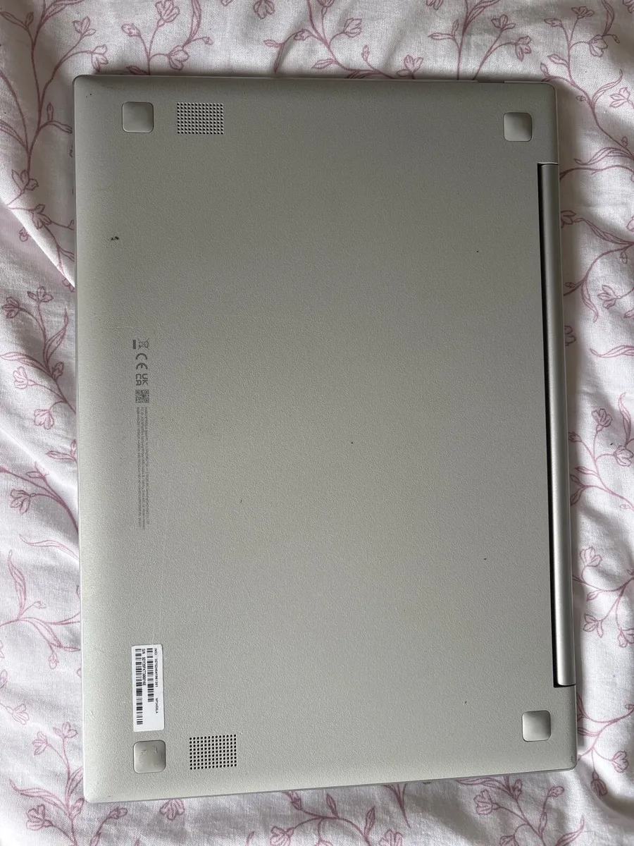 Samsung Laptop ( For Parts ) - Image 2